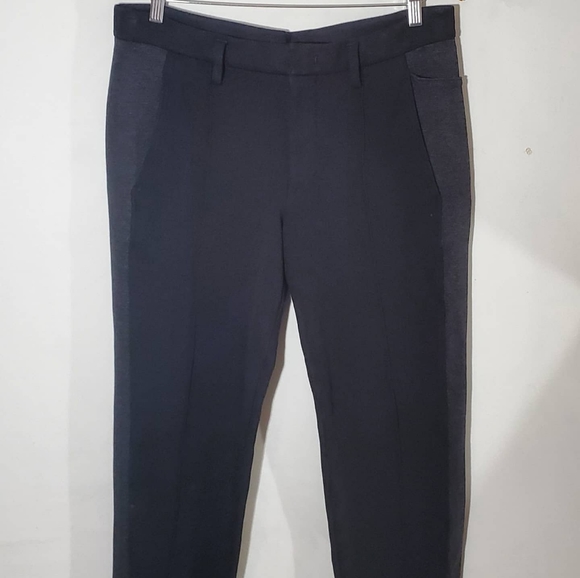 Kit and Ace "Phillips" Pleated viscose/silk Pant - Picture 1 of 10